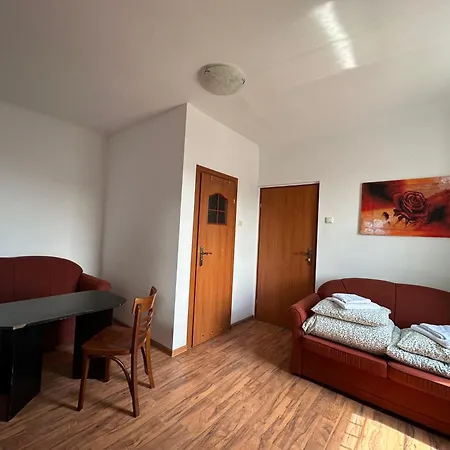 Casa de hóspedes Osrodek Wczasowy Karat 3*