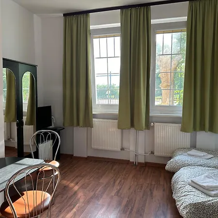 Casa de hóspedes Osrodek Wczasowy Karat 3*