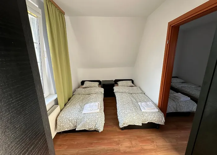 Guest house Osrodek Wczasowy Karat 3*